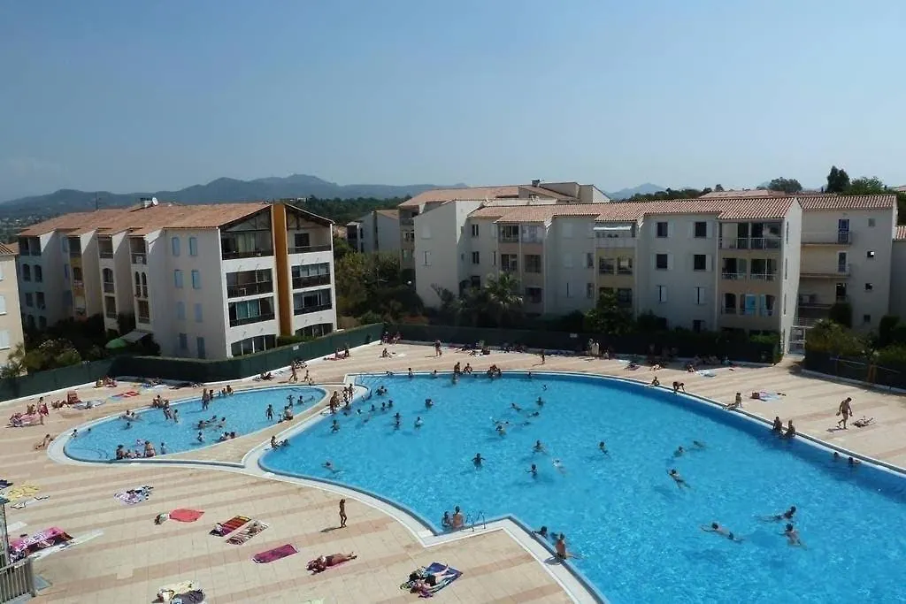 公寓 Le Lagon Bleu - Fidji 12 - Rez De Jardin Privatif - Tennis - Piscine Fréjus